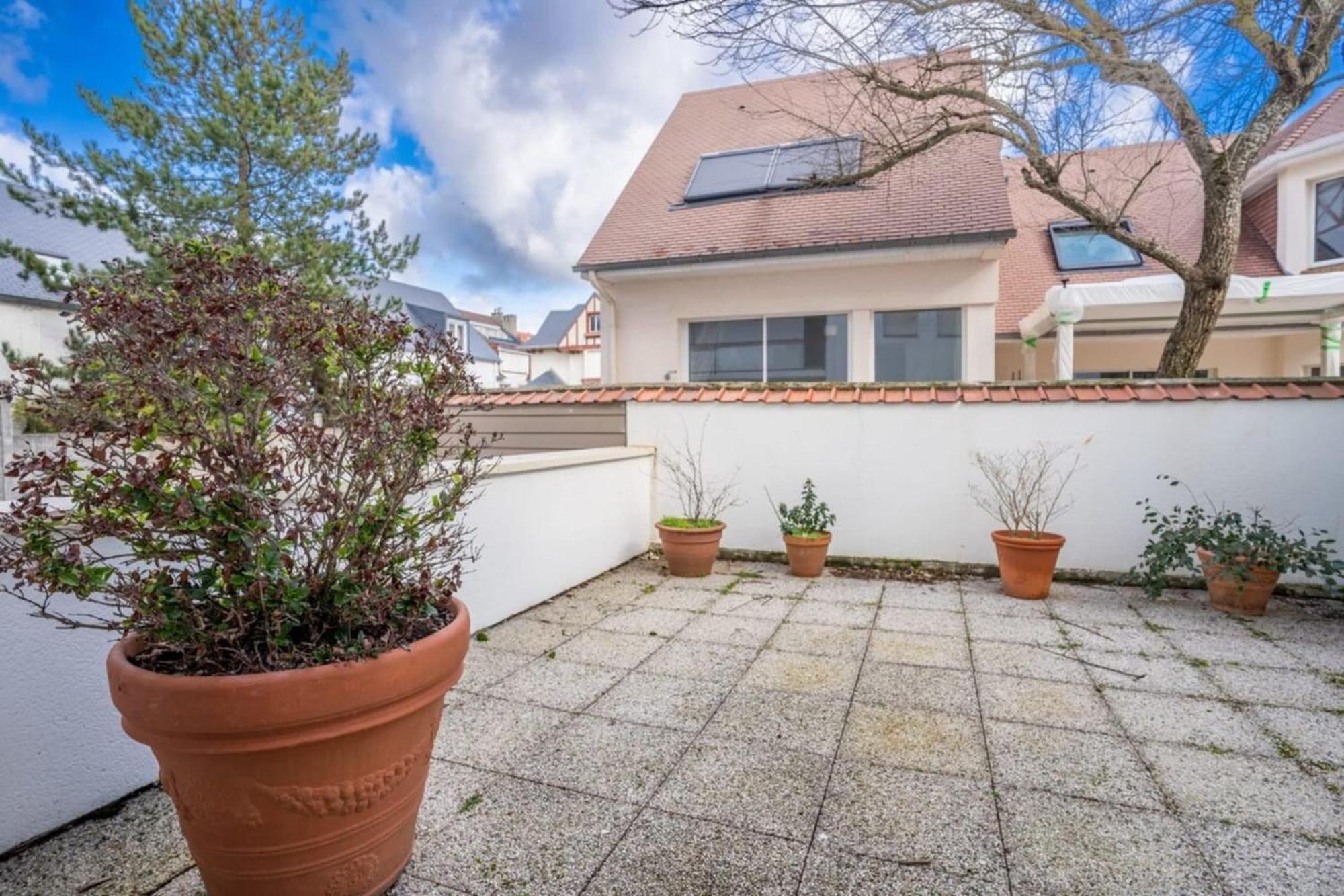 Magnificent Town-centre With Two Terraces 5 People Le Touquet