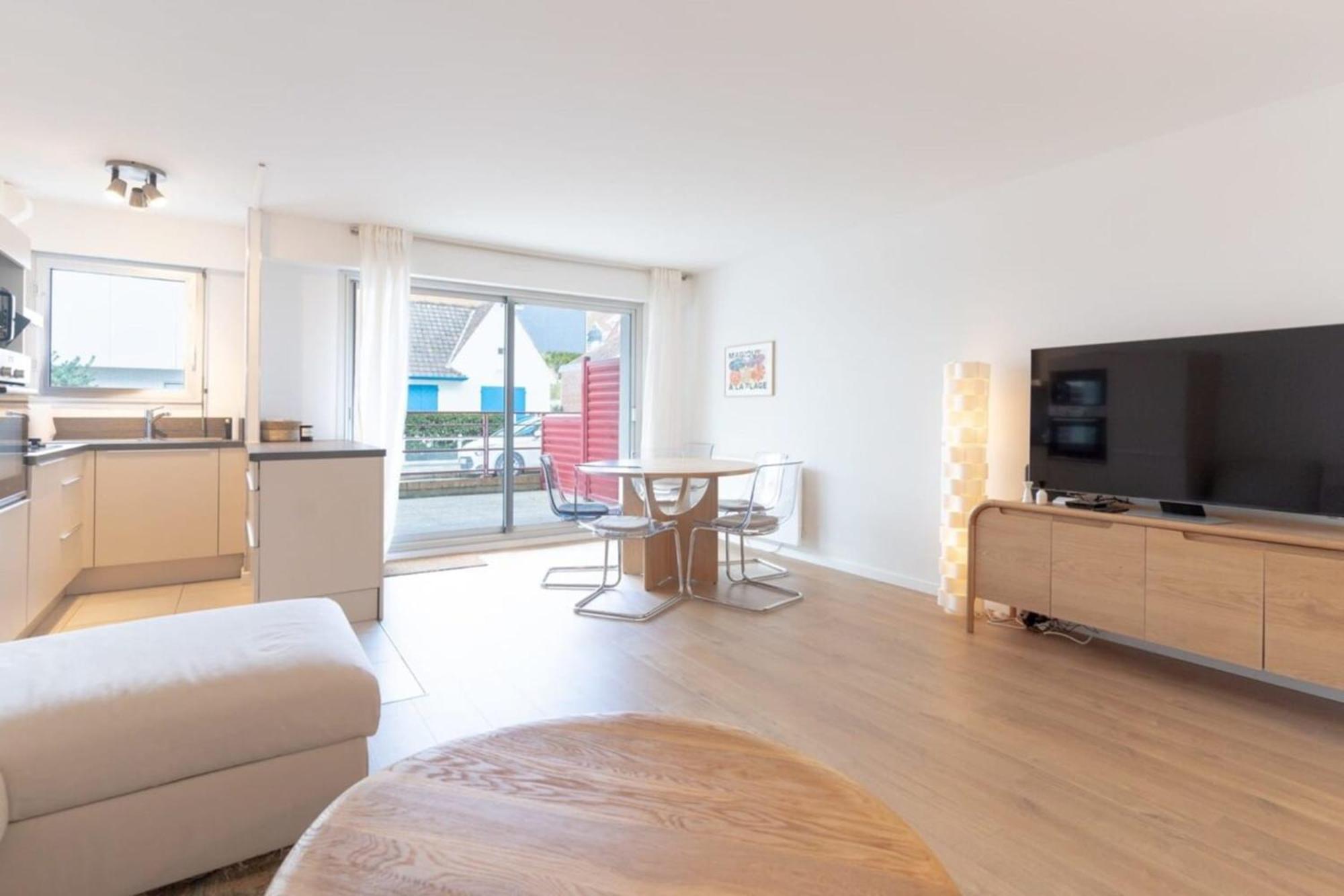 Apartment Magnificent Town-centre With Two Terraces 5 People *