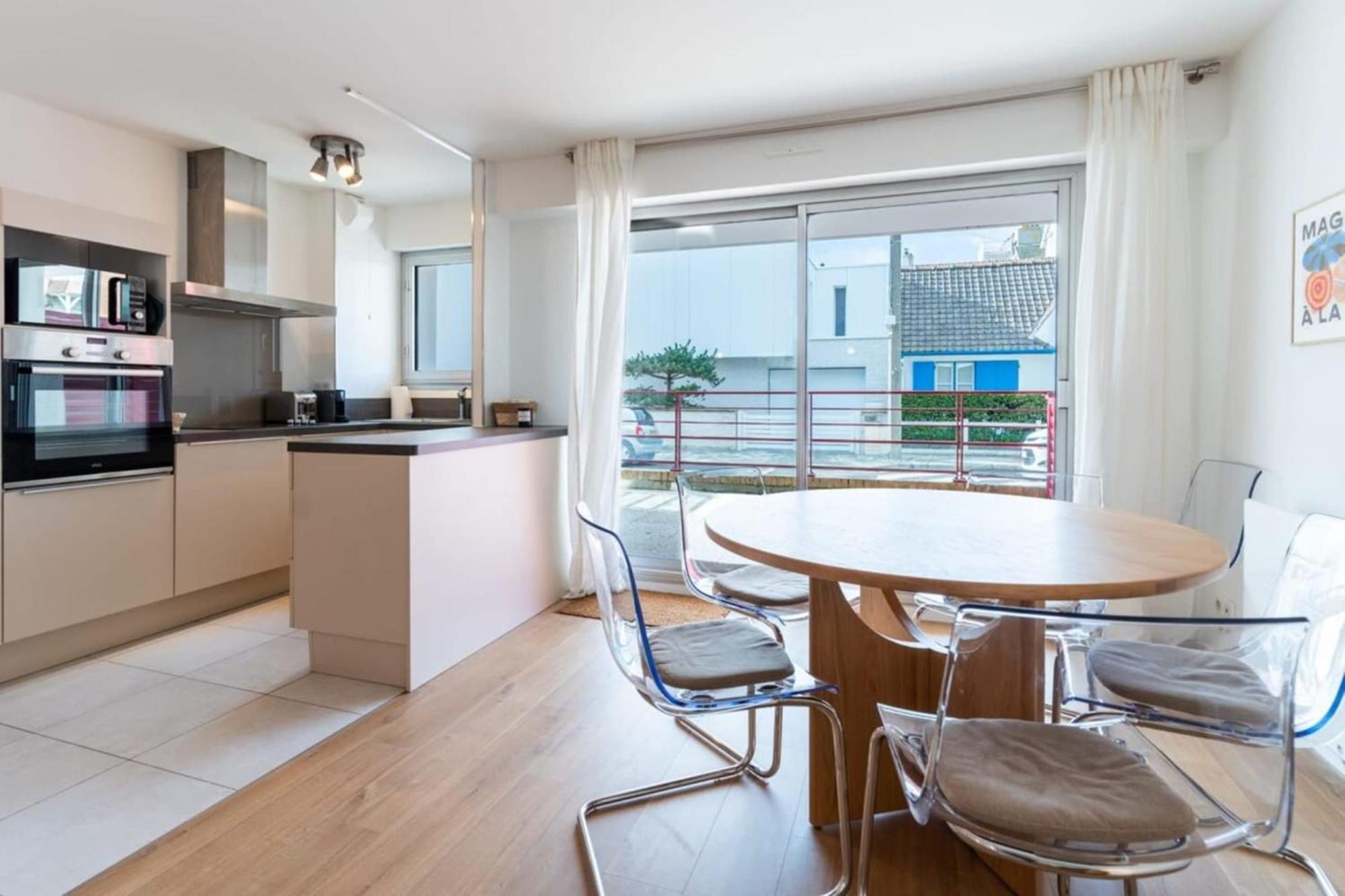 Apartment Magnificent Town-centre With Two Terraces 5 People Le Touquet